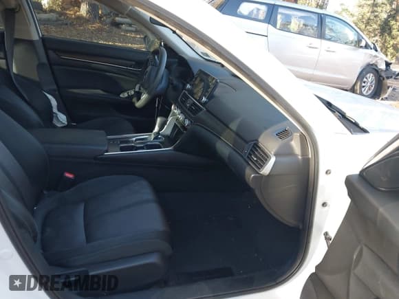 ✅ 2019 Honda Accord EX • VIN: 1HGCV1F42KA003995 • Lot: 43603387. Listed on IAAI with 165,052 mi. Free auction sales archive from the USA and detailed vehicle history report at DreamBid. Image 5.