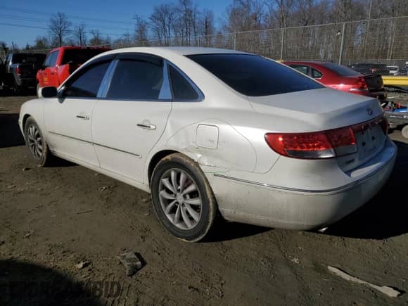 2006 Hyundai Azera SE z VIN KMHFC46F66A080018, wystawiony jako Copart lot #42704345 z przebiegiem 173 102 mil mil oraz Szkoda całkowita • Salvage title. Historia ofert i sprzedaży dostępna na DreamBid. Obrazek 2.