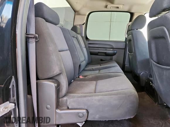 ✅ 2011 GMC Sierra 1500 SLE • VIN: 3GTP1VE04BG329624 • Лот: 85398025. Опубликован ранее на Copart с пробегом 179 498 миль. Бесплатный доступ к архиву аукционных продаж из США и подробный отчёт об истории автомобиля на DreamBid. Изображение 10.