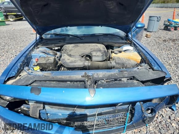 ✅ 2020 Dodge Challenger SXT • VIN: 2C3CDZAG5LH246693 • Лот: 81489645. Опубликован ранее на Copart с пробегом 123 828 миль. Бесплатный доступ к архиву аукционных продаж из США и подробный отчёт об истории автомобиля на DreamBid. Изображение 11.