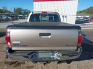 ✅ 2006 Toyota Tacoma • VIN: 5TEUU42N86Z181833 • Lot: 43425804. Listed on IAAI with 170,310 mi. Free auction sales archive from the USA and detailed vehicle history report at DreamBid. Image 17.