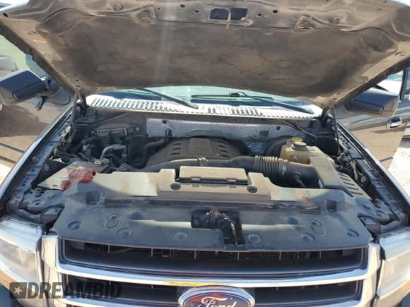 ✅ 2017 Ford Expedition Max XLT • VIN: 1FMJK1HT3HEA19820 • Лот: 55691985. Опубликован ранее на Copart с пробегом 148 918 миль. Бесплатный доступ к архиву аукционных продаж из США и подробный отчёт об истории автомобиля на DreamBid. Изображение 12.