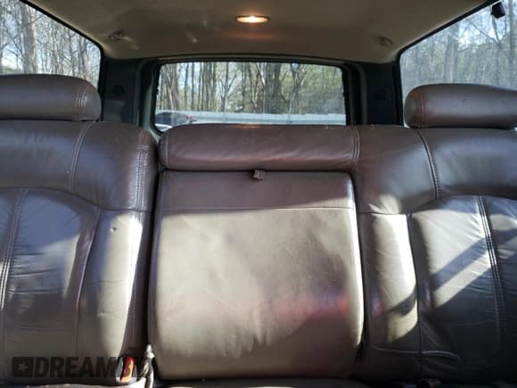 ✅ 2002 Chevrolet Suburban LT • VIN: 1GNEC16Z72J231717 • Лот: 86691164. Опубликован ранее на Copart с пробегом 360 491 миль. Бесплатный доступ к архиву аукционных продаж из США и подробный отчёт об истории автомобиля на DreamBid. Изображение 10.