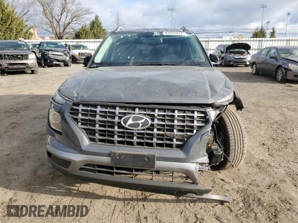 ✅ 2023 Hyundai Venue SEL • VIN: KMHRC8A38PU256830 • Lot: 83499274. Listed on Copart with 7,873 mi. Free auction sales archive from the USA and detailed vehicle history report at DreamBid. Image 5.