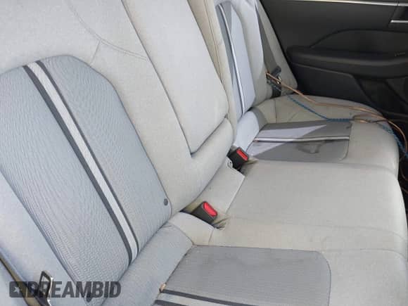 2020 Hyundai Sonata SEL z VIN 5NPEL4JA2LH025677, wystawiony jako IAAI lot #43140590 z przebiegiem 66 755 mil mil oraz . Historia ofert i sprzedaży dostępna na DreamBid. Obrazek 8.