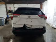 ✅ 2023 Toyota RAV4 LE • VIN: 2T3F1RFV0PC351979 • Лот: 92383485. Опубликован ранее на Copart с пробегом Не указан. Бесплатный доступ к архиву аукционных продаж из США и подробный отчёт об истории автомобиля на DreamBid. Изображение 6.