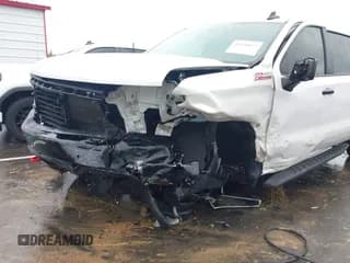 ✅ 2021 Chevrolet Silverado 1500 LT Trail Boss • VIN: 3GCPYFEL9MG134648 • Lot: 43336675. Wystawiony na IAAI z przebiegiem 94 531 mil. Bezpłatny archiwum sprzedaży aukcyjnych z USA i szczegółowy raport historii pojazdu na DreamBid. Zdjęcie 6.