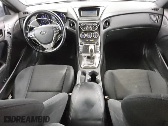 ✅ 2013 Hyundai Genesis Coupe 2.0T • VIN: KMHHT6KD1DU081937 • Lot: 61016905. Wystawiony na Copart z przebiegiem 99 943 mil. Bezpłatny archiwum sprzedaży aukcyjnych z USA i szczegółowy raport historii pojazdu na DreamBid. Zdjęcie 8.