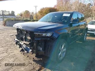 ✅ 2024 Jeep Grand Cherokee Limited • VIN: 1C4RJHBG0RC261413 • Lot: 43690825. Wystawiony na IAAI z przebiegiem 15 483 mil. Bezpłatny archiwum sprzedaży aukcyjnych z USA i szczegółowy raport historii pojazdu na DreamBid. Zdjęcie 2.