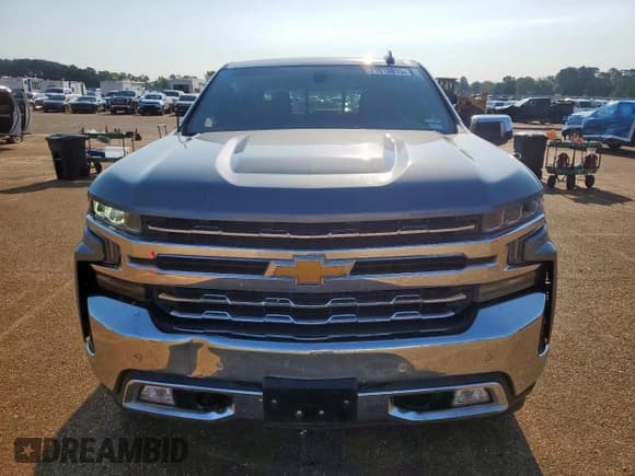 ✅ 2020 Chevrolet Silverado 1500 LTZ • VIN: 3GCUYGET3LG417103 • Lot: 71615015. Wystawiony na Copart z przebiegiem 133 413 mil. Bezpłatny archiwum sprzedaży aukcyjnych z USA i szczegółowy raport historii pojazdu na DreamBid. Zdjęcie 5.