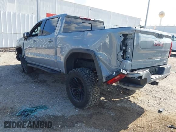 ✅ 2024 GMC Sierra 1500 AT4 • VIN: 1GTUUEEL8RZ370157 • Лот: 42926287. Опубликован ранее на IAAI с пробегом 9 636 миль. Бесплатный доступ к архиву аукционных продаж из США и подробный отчёт об истории автомобиля на DreamBid. Изображение 3.