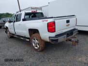 ✅ 2017 Chevrolet Silverado 2500HD LT • VIN: 1GC1KVEY4HF182790 • Lot: 42357385. Wystawiony na IAAI z przebiegiem 189 755 mil. Bezpłatny archiwum sprzedaży aukcyjnych z USA i szczegółowy raport historii pojazdu na DreamBid. Zdjęcie 3.