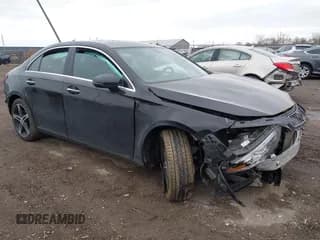 ✅ 2019 Mercedes-Benz A 220 • VIN: WDD3G4FB0KW030694 • Лот: 41863727. Опубликован ранее на IAAI с пробегом 37 144 миль. Бесплатный доступ к архиву аукционных продаж из США и подробный отчёт об истории автомобиля на DreamBid. Изображение 1.