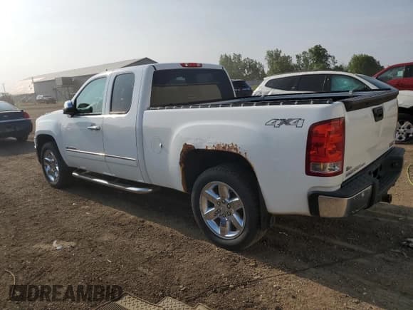✅ 2013 GMC Sierra 1500 SLT • VIN: 1GTR2WE75DZ272068 • Lot: 61179585. Listed on Copart with 203,512 mi. Free auction sales archive from the USA and detailed vehicle history report at DreamBid. Image 2.