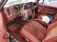 ✅ 1988 Ford Bronco • VIN: 1FMCU14T9JUB47838 • Lot: 48747975. Wystawiony na Copart z przebiegiem 238 774 mil. Bezpłatny archiwum sprzedaży aukcyjnych z USA i szczegółowy raport historii pojazdu na DreamBid. Zdjęcie 8.