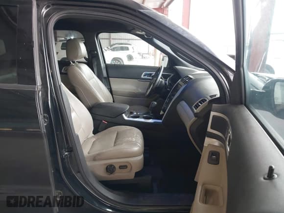 ✅ 2013 Ford Explorer XLT • VIN: 1FM5K8D89DGC50201 • Lot: 43834996. Listed on IAAI with 219,550 mi. Free auction sales archive from the USA and detailed vehicle history report at DreamBid. Image 5.