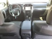 ✅ 2020 Toyota 4Runner SR5 • VIN: JTEBU5JR7L5769170 • Lot: 86616285. Wystawiony na Copart z przebiegiem 63 873 mil. Bezpłatny archiwum sprzedaży aukcyjnych z USA i szczegółowy raport historii pojazdu na DreamBid. Zdjęcie 8.