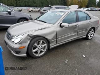 ✅ 2007 Mercedes-Benz C 230 Sport • VIN: WDBRF52H17A951929 • Lot: 85420775. Wystawiony na Copart z przebiegiem 89 046 mil. Bezpłatny archiwum sprzedaży aukcyjnych z USA i szczegółowy raport historii pojazdu na DreamBid. Zdjęcie 1.