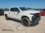 ✅ 2021 Chevrolet Silverado 1500 LT Trail Boss • VIN: 1GCPYFEL8MZ315384 • Lot: 71369185. Wystawiony na Copart z przebiegiem 110 053 mil. Bezpłatny archiwum sprzedaży aukcyjnych z USA i szczegółowy raport historii pojazdu na DreamBid. Zdjęcie 4.