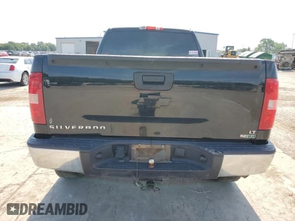 ✅ 2010 Chevrolet Silverado 1500 LT • VIN: 1GCSCSEA4AZ291354 • Lot: 62496044. Wystawiony na Copart z przebiegiem 185 507 mil. Bezpłatny archiwum sprzedaży aukcyjnych z USA i szczegółowy raport historii pojazdu na DreamBid. Zdjęcie 6.