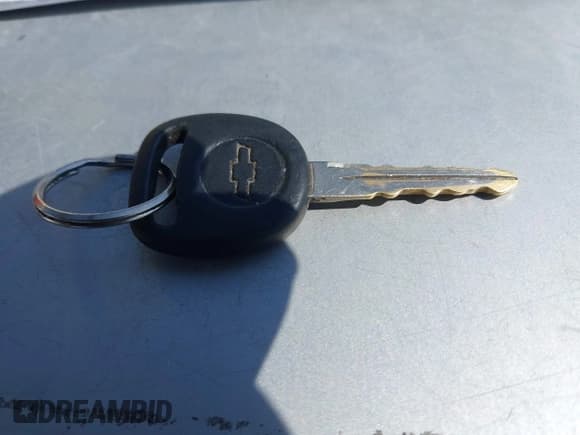 ✅ 1999 Chevrolet Blazer LT • VIN: 1GNDT13W6X2151512 • Lot: 41823548. Wystawiony na IAAI z przebiegiem Nie podano. Bezpłatny archiwum sprzedaży aukcyjnych z USA i szczegółowy raport historii pojazdu na DreamBid. Zdjęcie 11.