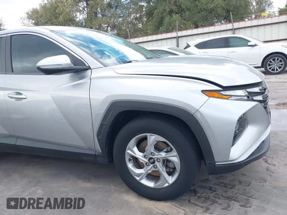 ✅ 2022 Hyundai Tucson SE • VIN: 5NMJA3AE6NH087083 • Lot: 43398051. Listed on IAAI with 60,432 mi. Free auction sales archive from the USA and detailed vehicle history report at DreamBid. Image 18.