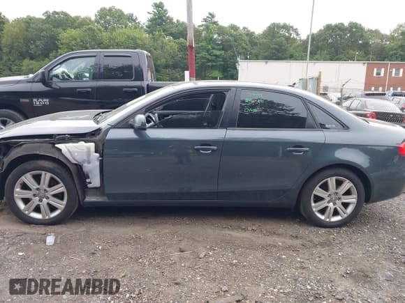 ✅ 2011 Audi A4 Premium • VIN: WAUBFAFL7BN022207 • Lot: 42992885. Wystawiony na IAAI z przebiegiem 164 541 mil. Bezpłatny archiwum sprzedaży aukcyjnych z USA i szczegółowy raport historii pojazdu na DreamBid. Zdjęcie 15.