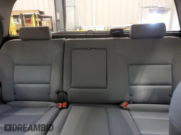 ✅ 2018 Chevrolet Silverado 1500 LS • VIN: 3GCUKNECXJG426514 • Лот: 79237104. Опубликован ранее на Copart с пробегом 205 410 миль. Бесплатный доступ к архиву аукционных продаж из США и подробный отчёт об истории автомобиля на DreamBid. Изображение 10.