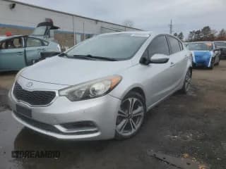 ✅ 2014 Kia Forte EX • VIN: KNAFZ4A88E5174210 • Lot: 90986355. Listed on Copart with 157,740 mi. Free auction sales archive from the USA and detailed vehicle history report at DreamBid. Image 1.