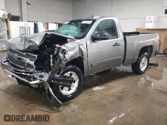 ✅ 2012 Chevrolet Silverado 1500 LT • VIN: 1GCNKSE0XCZ221318 • Lot: 45145345. Listed on Copart with 109,151 mi. Free auction sales archive from the USA and detailed vehicle history report at DreamBid. Image 1.