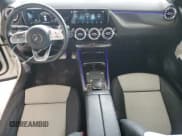 ✅ 2021 Mercedes-Benz GLA 45 AMG • VIN: W1N4N5DB2MJ220566 • Lot: 59836465. Wystawiony na Copart z przebiegiem 62 042 mil. Bezpłatny archiwum sprzedaży aukcyjnych z USA i szczegółowy raport historii pojazdu na DreamBid. Zdjęcie 8.