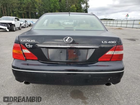 ✅ 2004 Lexus LS 430 • VIN: JTHBN36F140138870 • Lot: 82329895. Wystawiony na Copart z przebiegiem 235 019 mil. Bezpłatny archiwum sprzedaży aukcyjnych z USA i szczegółowy raport historii pojazdu na DreamBid. Zdjęcie 6.