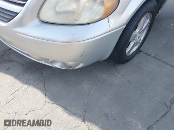 ✅ 2005 Dodge Caravan SXT • VIN: 2D4GP44L05R345986 • Lot: 43653111. Wystawiony na IAAI z przebiegiem 171 419 mil. Bezpłatny archiwum sprzedaży aukcyjnych z USA i szczegółowy raport historii pojazdu na DreamBid. Zdjęcie 6.