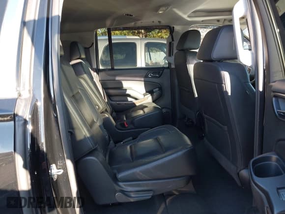 ✅ 2020 Chevrolet Suburban LT • VIN: 1GNSKHKC2LR176418 • Lot: 43544924. Wystawiony na IAAI z przebiegiem 207 318 mil. Bezpłatny archiwum sprzedaży aukcyjnych z USA i szczegółowy raport historii pojazdu na DreamBid. Zdjęcie 8.