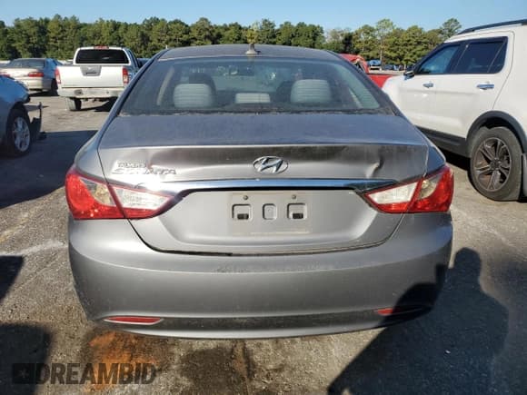 ✅ 2011 Hyundai Sonata GLS • VIN: 5NPEB4AC5BH109026 • Lot: 77212094. Listed on Copart with 82,716 mi. Free auction sales archive from the USA and detailed vehicle history report at DreamBid. Image 6.