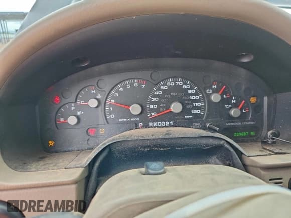 ✅ 2004 Ford Explorer Eddie Bauer • VIN: 1FMZU64W14UA98995 • Лот: 92729765. Опубликован ранее на Copart с пробегом 239 687 миль. Бесплатный доступ к архиву аукционных продаж из США и подробный отчёт об истории автомобиля на DreamBid. Изображение 9.