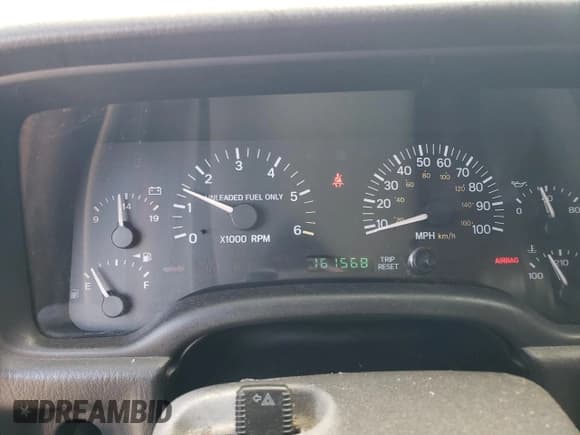 ✅ 1999 Jeep Cherokee Sport • VIN: 1J4FF68S8XL543097 • Lot: 82082825. Wystawiony na Copart z przebiegiem 161 568 mil. Bezpłatny archiwum sprzedaży aukcyjnych z USA i szczegółowy raport historii pojazdu na DreamBid. Zdjęcie 9.