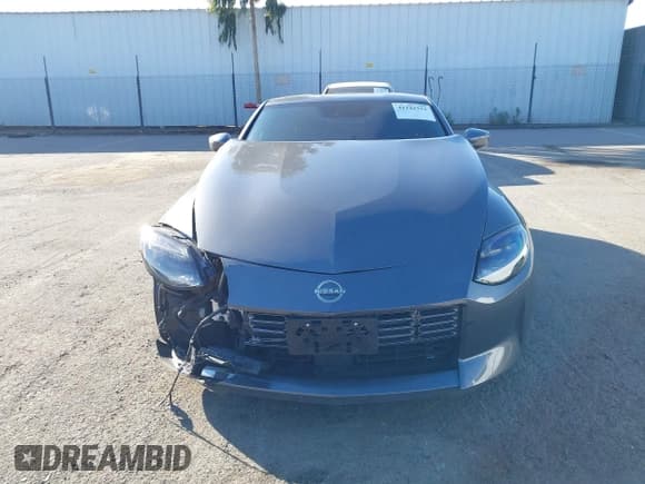 ✅ 2024 Nissan Z Performance • VIN: JN1BZ4BH6RM362352 • Lot: 41141551. Wystawiony na IAAI z przebiegiem 34 507 mil. Bezpłatny archiwum sprzedaży aukcyjnych z USA i szczegółowy raport historii pojazdu na DreamBid. Zdjęcie 13.