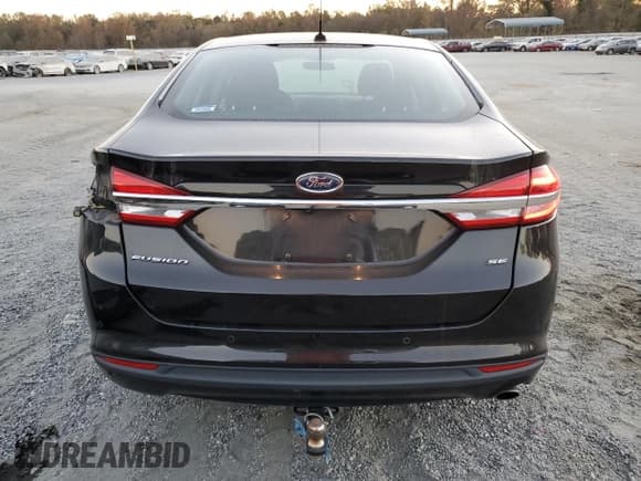 ✅ 2018 Ford Fusion SE • VIN: 3FA6P0H72JR132966 • Лот: 76664004. Опубликован ранее на Copart с пробегом 145 653 миль. Бесплатный доступ к архиву аукционных продаж из США и подробный отчёт об истории автомобиля на DreamBid. Изображение 6.