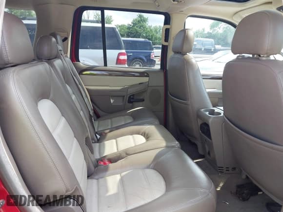 ✅ 2005 Ford Explorer Eddie Bauer • VIN: 1FMDU74W25UB35392 • Лот: 42773822. Опубликован ранее на IAAI с пробегом 182 405 миль. Бесплатный доступ к архиву аукционных продаж из США и подробный отчёт об истории автомобиля на DreamBid. Изображение 8.