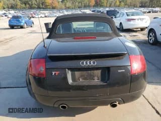 ✅ 2004 Audi TT • VIN: TRUUT28N941003280 • Lot: 75764214. Wystawiony na Copart z przebiegiem 193 320 mil. Bezpłatny archiwum sprzedaży aukcyjnych z USA i szczegółowy raport historii pojazdu na DreamBid. Zdjęcie 6.