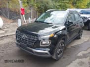 ✅ 2024 Hyundai Venue SEL • VIN: KMHRC8A33RU283727 • Lot: 40229575. Listed on IAAI with 11,414 mi. Free auction sales archive from the USA and detailed vehicle history report at DreamBid. Image 18.