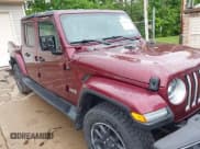✅ 2021 Jeep Gladiator Overland • VIN: 1C6HJTFGXML555622 • Lot: 42237686. Wystawiony na IAAI z przebiegiem 62 358 mil. Bezpłatny archiwum sprzedaży aukcyjnych z USA i szczegółowy raport historii pojazdu na DreamBid. Zdjęcie 20.