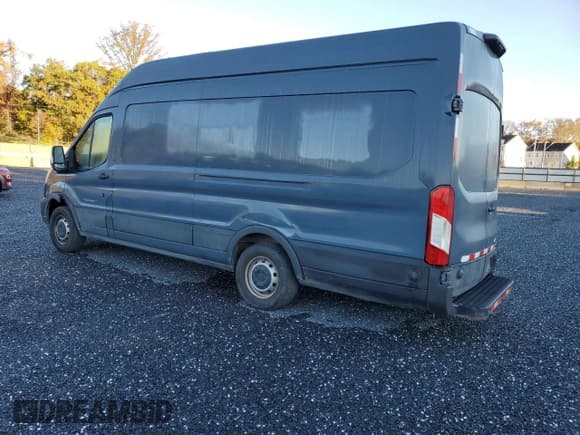 ✅ 2020 Ford Transit Cargo • VIN: 1FTBR3X82LKB27420 • Лот: 84182085. Опубликован ранее на Copart с пробегом 88 784 миль. Бесплатный доступ к архиву аукционных продаж из США и подробный отчёт об истории автомобиля на DreamBid. Изображение 2.
