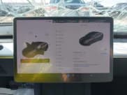 ✅ 2022 Tesla Model 3 Long Range • VIN: 5YJ3E1EB6NF153697 • Lot: 43190957. Wystawiony na IAAI z przebiegiem 68 026 mil. Bezpłatny archiwum sprzedaży aukcyjnych z USA i szczegółowy raport historii pojazdu na DreamBid. Zdjęcie 19.