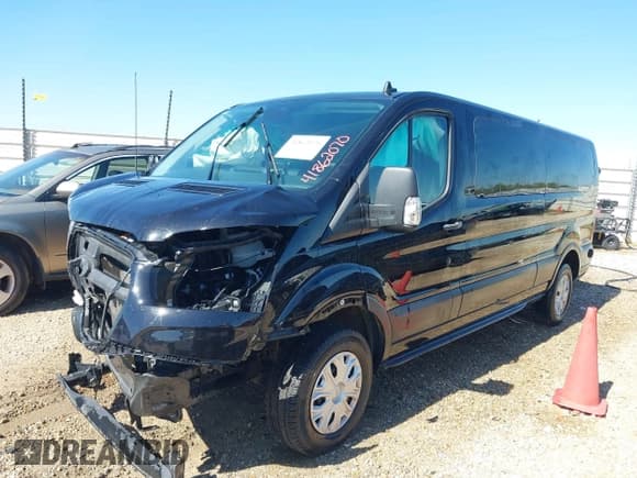 ✅ 2024 Ford Transit Passenger XL • VIN: 1FBAX2Y80RKA16100 • Lot: 41862070. Wystawiony na IAAI z przebiegiem 23 763 mil. Bezpłatny archiwum sprzedaży aukcyjnych z USA i szczegółowy raport historii pojazdu na DreamBid. Zdjęcie 2.