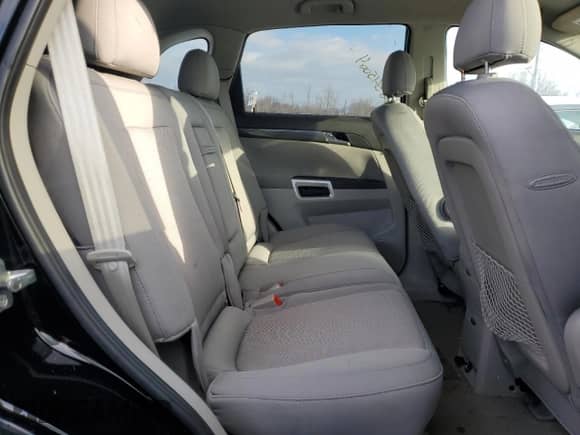 2009 Saturn VUE XE z VIN 3GSCL33P99S559510, wystawiony jako Copart lot #86545004 z przebiegiem 101 894 mil mil oraz Szkoda całkowita • Salvage title. Historia ofert i sprzedaży dostępna na DreamBid. Obrazek 11.