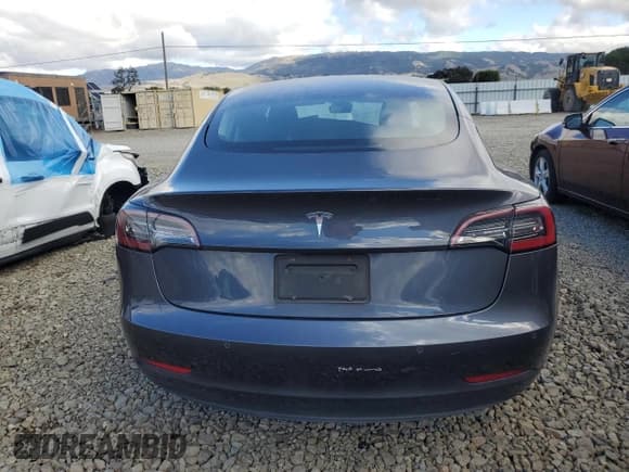 ✅ 2021 Tesla Model 3 Standard Range Plus • VIN: 5YJ3E1EA4MF023925 • Lot: 92728465. Listed on Copart with 63,675 mi. Free auction sales archive from the USA and detailed vehicle history report at DreamBid. Image 6.