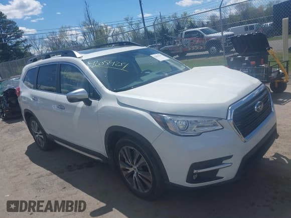 ✅ 2022 Subaru Ascent Touring • VIN: 4S4WMARD7N3463961 • Lot: 42054251. Listed on IAAI with 29,614 mi. Free auction sales archive from the USA and detailed vehicle history report at DreamBid. Image 1.