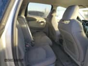 ✅ 2010 Chevrolet Traverse 1LT • VIN: 1GNLVFED6AJ260838 • Lot: 82707495. Wystawiony na Copart z przebiegiem 182 761 mil. Bezpłatny archiwum sprzedaży aukcyjnych z USA i szczegółowy raport historii pojazdu na DreamBid. Zdjęcie 11.